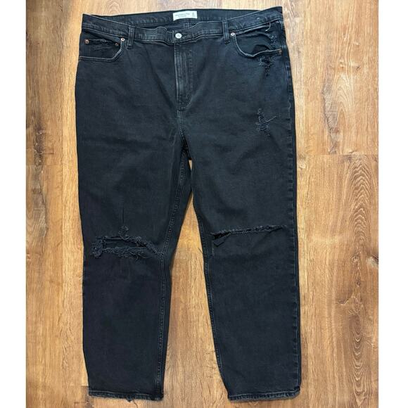 Abercrombie & Fitch Denim - Abercrombie & Fitch The 90’s Straight Ultra High Rise Jeans Size 35 Short